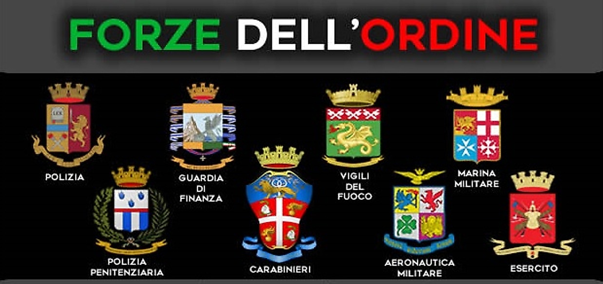 Gli stemmi di Polizia di Stato, Guardia di Finanza, Carabinieri, Vigili del Fuoco, Marina Militare, Polizia Penitenziaria, Aeronautica Militare ed Esercito